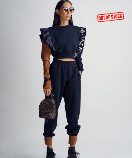 Velvet sleeve sport suit